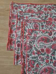 Most Selling Custom Block Printing <b>Cotton</b> <b>Fabric</b> Napkins Embroidery Edge Scalloping Handkerchief Dinner Table <b>Linen</b> Accessories - Product Image 2