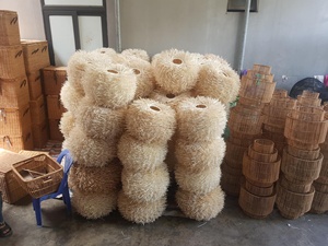 Lampes suspendues en bambou, luminaires décoratifs de haute qualité, en rotin naturel fait à la main - Product Image 5