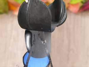 Dressage อานทำจากหนังแท้คุณภาพสูงโลโก้ที่กำหนดเองและขนาดอานม้า - Product Image 3