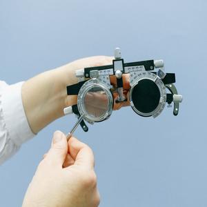 Gafas de Sol Fotocromáticas con Lentes Graduadas con Protección de Luz Azul - Product Image 4