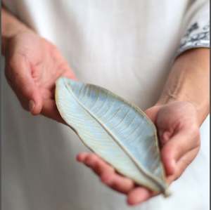 ถาดเสิร์ฟอาหารทองเหลืองสีทองดีไซน์โบราณเหมาะสำหรับชุดเสิร์ฟบนโต๊ะอย่างมีสไตล์และของตกแต่งบ้าน - Product Image 3