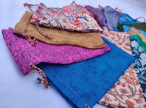 SAREE <b>POUCH</b> - Product Image 3