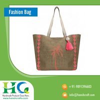 Nouvel Article Promotionnel Indien Conçu |   Sac d'emballage pas cher pour la plage et le shopping |   Toile personnalisée en jute de taille moyenne |   Supply Pro 2026