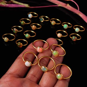 Anillo de ópalo etíope con piedras preciosas, colgante de ópalo etíope, anillo de oro lleno de piedras preciosas, joyería de ópalo para selfie - Product Image 5