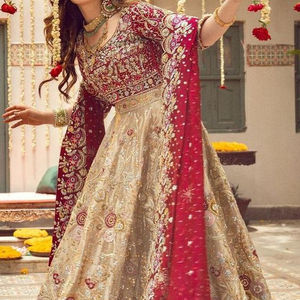 Collection de mariage 2021, magnifique robe de mariée Lehenga Choli, style indien/pakistanaise, travail de broderie lourde en soie Zardozi - Product Image 1