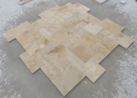 Carreaux d'extérieur en travertin de qualité supérieure personnalisés 2025 pour villas et hôtels – Découpés sur mesure, polis, antidérapants, double chargement