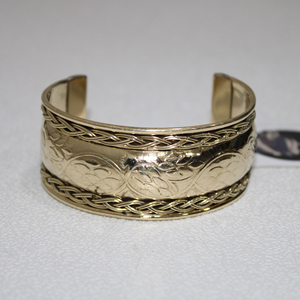 Brazalete tejido de latón con diseño de grabado, gemelos o gemelos para mujer, accesorios de moda de la mejor calidad para fiesta - Product Image 2
