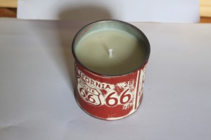 Bougie parfumée en cire de soja Caro gris clair, décoration d'intérieur de luxe personnalisée - Product Image 5