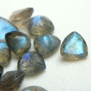 2024 meilleure vente pierre bleu Falshy Labradorite pierre précieuse prix usine en gros Lot pierre de Labradorite naturelle de haute qualité - Product Image 3