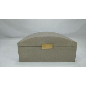 Boîte à bijoux en Faux diamant, serrure en laiton, couleur gris clair, sexy, 0,32x0,22x0,15, boîte à bijoux, Faux Boa - Product Image 1