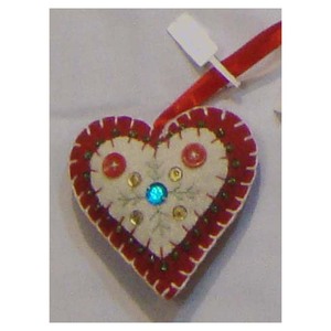 Adorno Navideño Colgante Hecho a Mano con Forma de Corazón, Proveedor Indio - Product Image 1