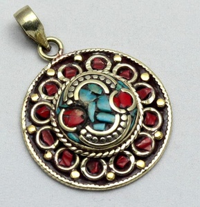 Stylish Vintage Pendant for Womens - Product Image 1