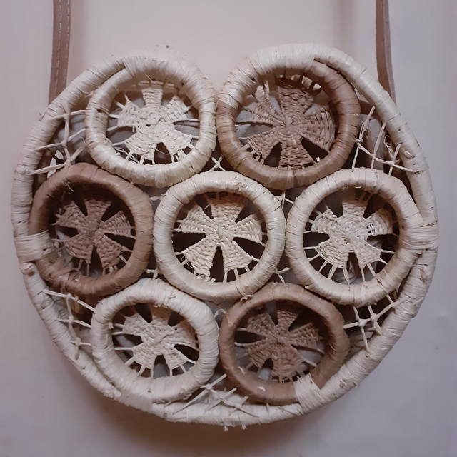 Madagascar Style Dot Pattern Shape Straw Raffia Women's Bag Long Genuine Leather Strap Cotton Lined String Macrame Flowers