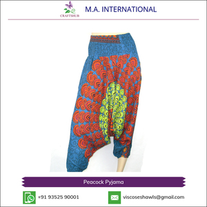 Pijama de Rayón con Diseño de Pavo Real, Gran Demanda - Product Image 2
