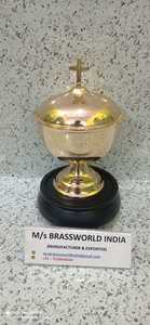 Ciborium de latón, juego de tres con forro de cruz, suministros de Iglesia, Brassworld, India - Product Image 6