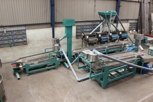 Prix de gros Nouveau produit Grande capacité Processus de décorticage automatique de noix de cajou 320-350 kg Entrées/h avec 6-10 couteaux Fruits - Product Image 3