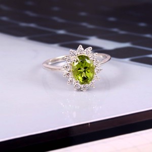 Anillo de Plata de Ley 925 con Diseño Floral Vintage, Ovalado, con Peridoto Verde, para Compromiso, Boda, Cóctel, para Mujer, Engaste de Bisel, Apilable - Product Image 2