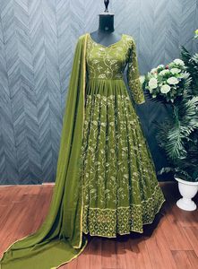 GEORGETTE ชุดทำงานปักลายแบบหนา3มม.,มาพร้อมกับงานปักแขนยาวเต็มตัวและสำหรับ DUPATTA ขอบเขตแดนน้อยลง - Product Image 3