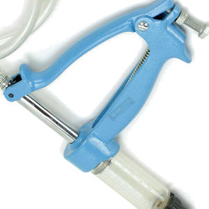 Drencher Automático de Alta Calidad con Cuerpo de Plástico, Drencher Veterinario Reutilizable, Boquilla de Acero de Alta Calidad - Product Image 3