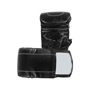 Guantes deportivos MMA Bolsa de entrenamiento Guantes y guantes de kick boxing con aplicación en la cabeza Precio al por mayor Hecho de plástico - Product Image 4