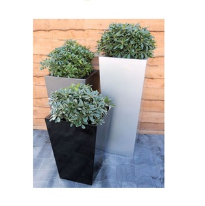 Maceta Rectangular Minimalista Ecológica en Oferta, Maceta Galvanizada con Recubrimiento en Polvo, Acabado en Color Negro para Jardín o Parque - Product Image 1