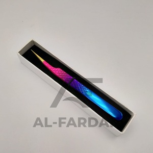 Pince à épiler d'extension de cils volume pointe en fibre d'or avec poignée en diamant avec logo personnalisé pince à cils droite à isolation bicolore - Product Image 3