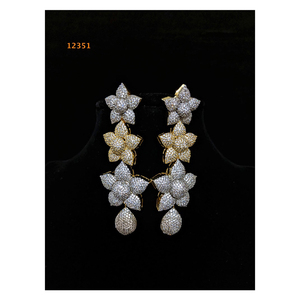 Pendientes exclusivos de moda de diamantes americanos para mujer, diseño elegante para ocasiones de regalo de fiesta de boda de compromiso - Product Image 1
