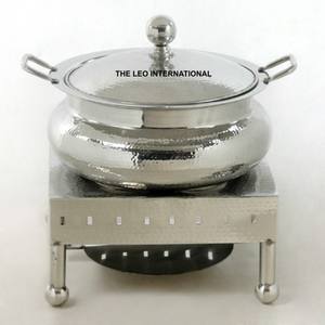 Plat à chafing professionnel en acier inoxydable avec base robuste et finition brillante, idéal pour les banquets - Product Image 5