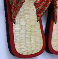 Tongs et sandales légères et respirantes en soie de cannelle et jonc de mer naturel, motif floral, tendance mode été-printemps, le meilleur du Vietnam