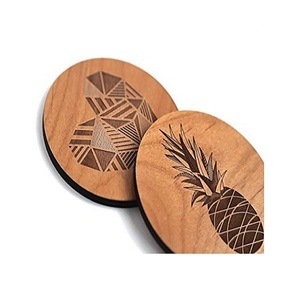 Juego de 2 posavasos de vidrio con taza de madera Juego de posavasos de vidrio y taza de mesa de diseño maravilloso para uso doméstico en hoteles - Product Image 5