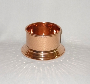 Porte-bouteille en laiton de luxe moderne de qualité supérieure, nouveau design, vente chaude, motif découpé, finition dorée, utilisation en bar - Product Image 5