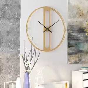Horloge murale moderne en métal doré Art créatif Décoration intérieure pour espace cuisine - Product Image 4