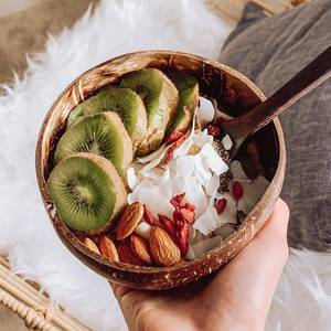 Eco2go Vietnam Premium Lacquer-Finished Display Bowl Natural Coconut Shell for Breakfast Cereal and Snacks - Product Image 2