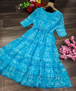 Divers hauts Kurti en coton multicolores pour femmes, conçus par des designers, pour les mariages et les festivals - Product Image 6