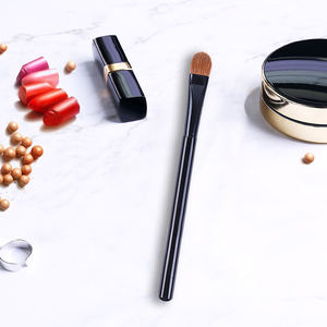Haute qualité belette <span class=keywords><strong>blaireau</strong></span> <span class=keywords><strong>renard</strong></span> fibre poils d'animaux pinceau de maquillage simple noir ombre à paupières pli détail avec brillant à lèvres - Product Image 3