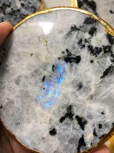 Meilleure vente sculptée AGATE caboteur naturel arc-en-ciel pierre de lune pierre semi-précieuse pour la décoration intérieure Feng Shui gros Souvenir - Product Image 4