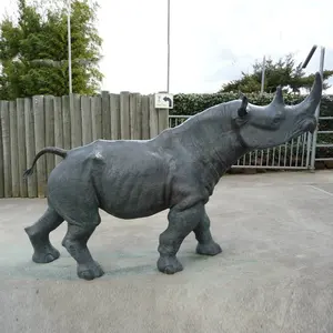 Ao ar livre grande rinoceronte rinoceronte animal estátuas em tamanho natural escultura de bronze para o jardim
