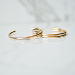 Pulsera de Oro para Mujer Hecha a Mano, Felicidad - Product Image 1
