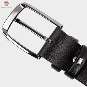 Ceinture Formelle Homme en Cuir Véritable Noir Uni avec Boucle Ardillon en Acier Rectangulaire Monobloc Style Durable - Product Image 5