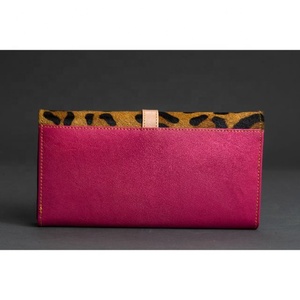 Funda protectora de pasaporte con estampado de billetera de viaje de cuero genuino LW en Negro, Rosa, amarillo, Funda de cuero duradera para pasaporte - Product Image 3