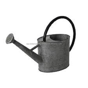 Arrosoir de jardinage durable et écologique en acier galvanisé naturel de 1,5 L – Solution de rangement - Product Image 1