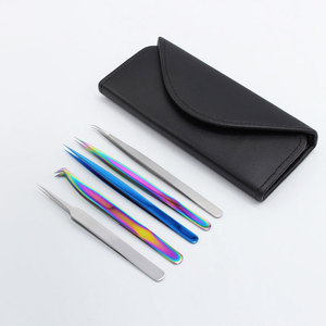 ชุดแหนบขนตาโค้งตรงที่แม่นยำพร้อมด้วยกระเป๋าหนังเทียมที่สวยงาม - Product Image 1