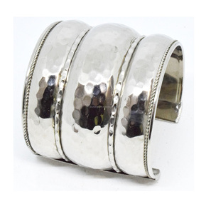 Handmade Supplier 925 Sterling Peridot Gemstone <b>Bracelet</b> for premium ethnic Gift Ethnic Handmade <b>Silver</b> Plating bangle - Product Image 1