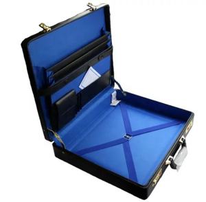 Vente en gros étui à tablier maçonnique en cuir véritable avec porte-documents brodé décoration perlée magnétique à bas prix badge à coudre - Product Image 2