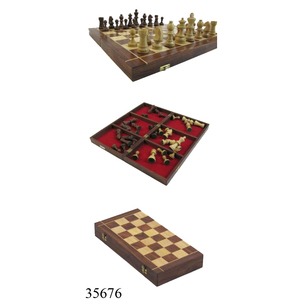 Boîte d'échiquier décorative en bois, avec pièces sculpté, jeux - Product Image 6