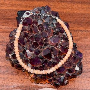 Pulsera de cuentas con cierre de langosta plateada al por mayor con piedra lunar melocotón y piedras preciosas de cristales naturales para joyería y regalos - Product Image 3