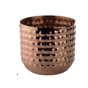 Contenedor de lata de vela de cobre hecho a mano en oro rosa con tapa perfecto para hogar elegante, eventos y decoración de mesa - Product Image 1