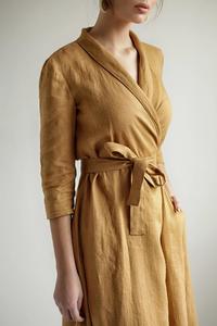 Robe de cérémonie pour femme en crêpe de lin pur couleur dorée, col en V, manches longues, respirante, longueur genou, nouvelle arrivée pour les fêtes - Product Image 2