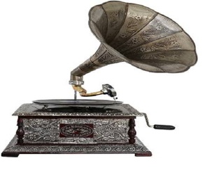 Haute qualité rétro argent laiton Gramophone joueur rétro Trombone Design pour la décoration intérieure - Product Image 1