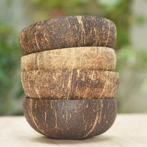 ชุดชามกะลามะพร้าวทำมือจากเวียดนาม 100% ออร์แกนิค เป็นมิตรกับสิ่งแวดล้อม ย่อยสลายได้ พร้อมช้อนไม้ สำหรับการตั้งแคมป์ พร้อมโลโก้ตามสั่ง - Product Image 4